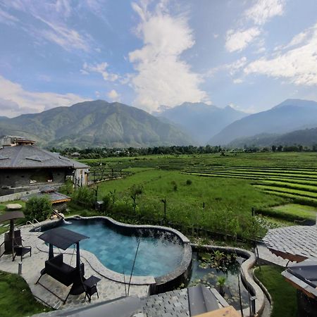 Osho Himalayas Wellness Resort Кангра Экстерьер фото