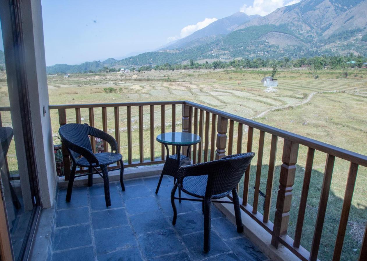 Osho Himalayas Wellness Resort Кангра Экстерьер фото